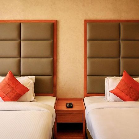 Dng The Grand Hotel カーンプル エクステリア 写真