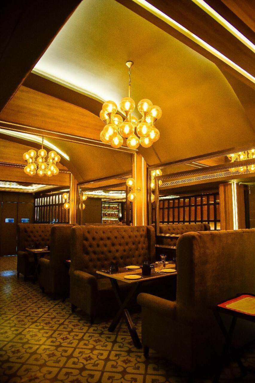 Dng The Grand Hotel カーンプル エクステリア 写真