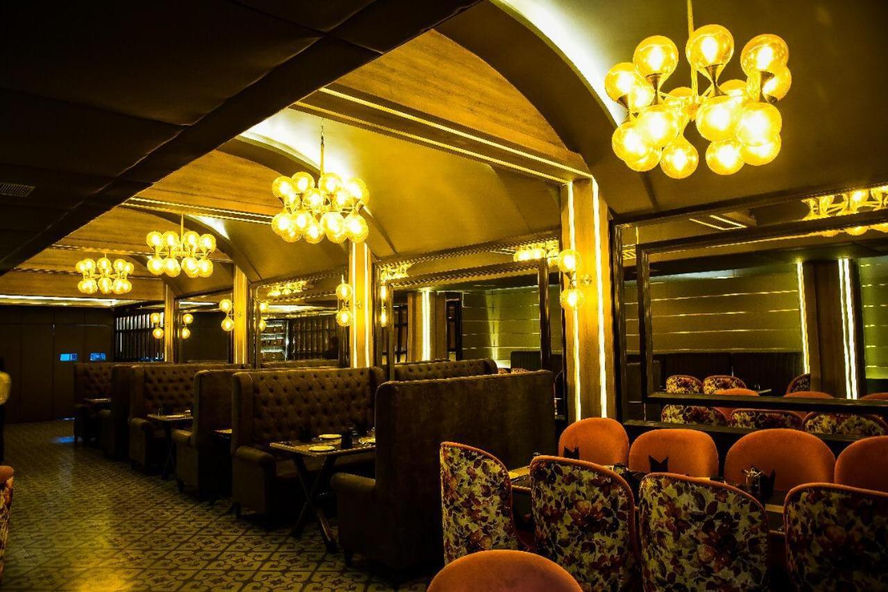 Dng The Grand Hotel カーンプル エクステリア 写真