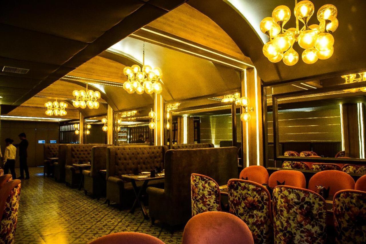 Dng The Grand Hotel カーンプル エクステリア 写真